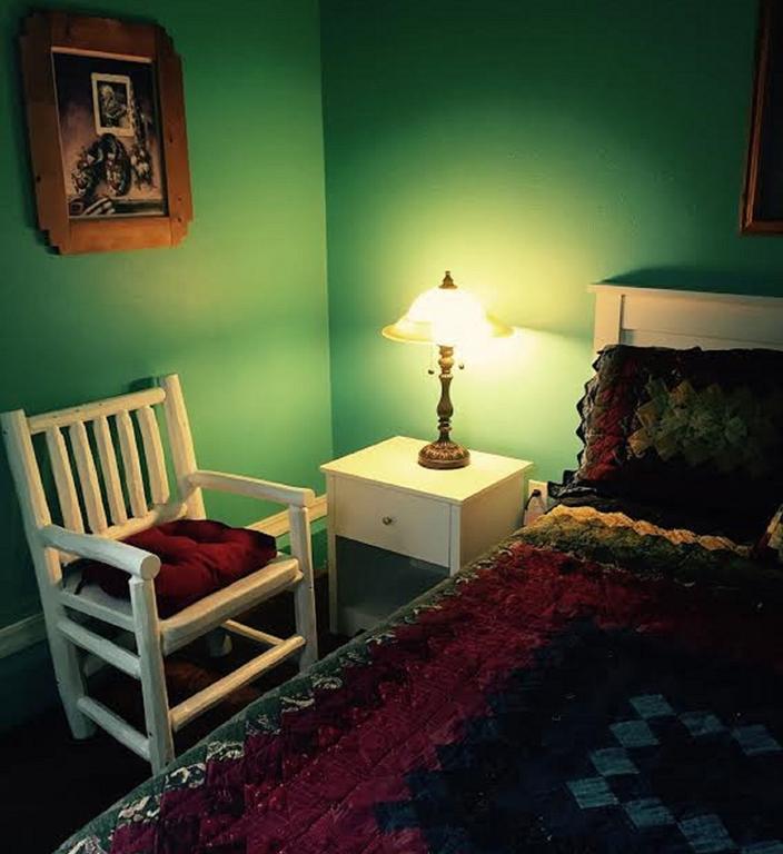 Gaynor Ranch Bed & Breakfast Polson Room photo