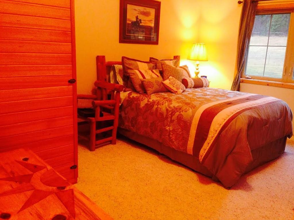 Gaynor Ranch Bed & Breakfast Polson Room photo
