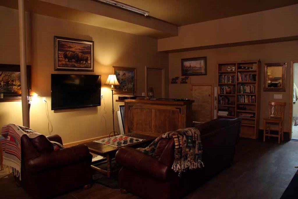 Gaynor Ranch Bed & Breakfast Polson Exterior photo